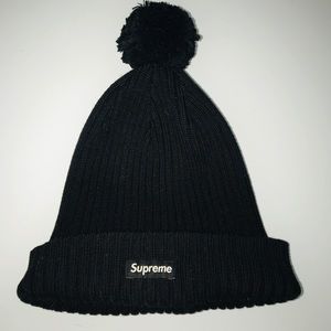 Supreme black beanie